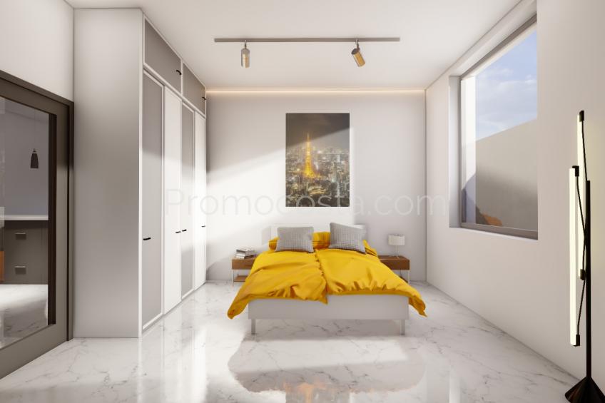 Palau Saverdera, Casa de obra nueva con piscina