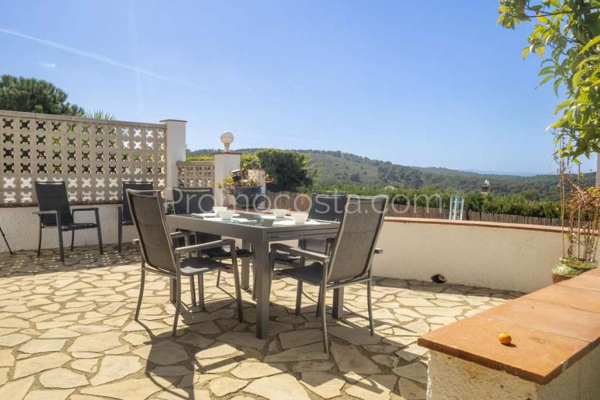 L'Escala, Casa en Montgo con piscina y vistas al mar