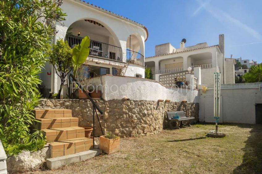 L'Escala, Casa en Montgo con piscina y vistas al mar