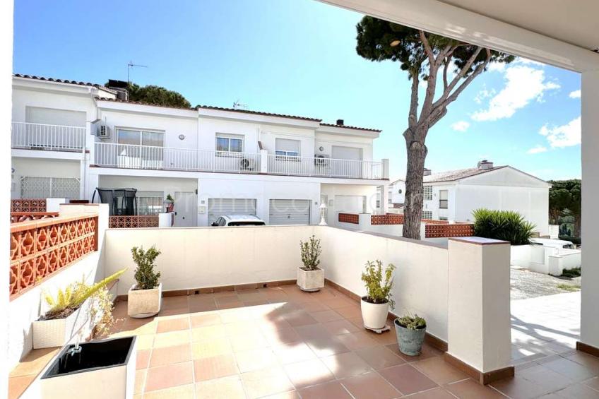 L'Escala, Completely renovated house, ideal for living all year round