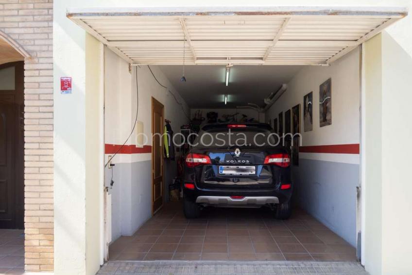 L'Escala, Casa situada a uns 700m de la platja de Riells