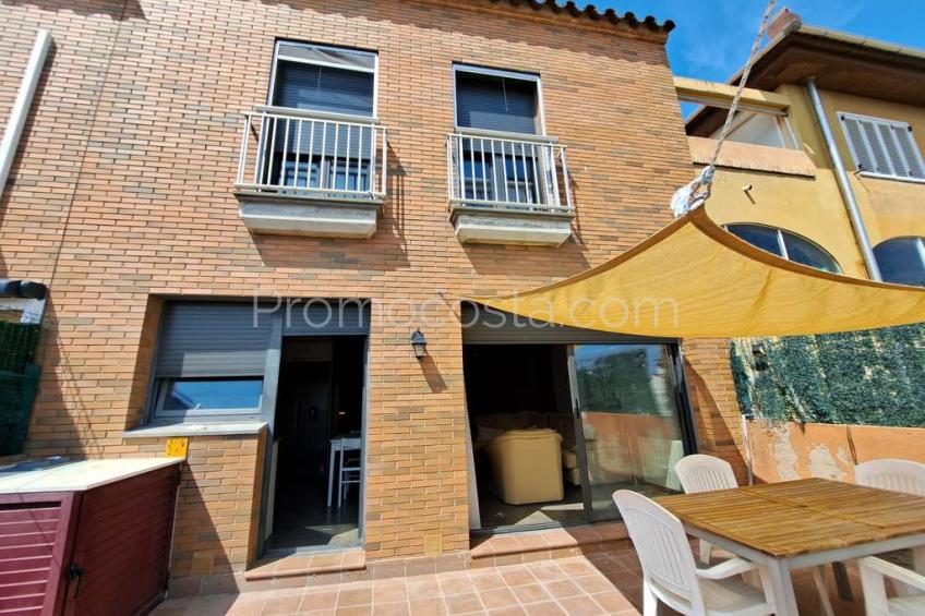 L'Escala, Semi-detached house located about 1300m from the beaches of Empurias