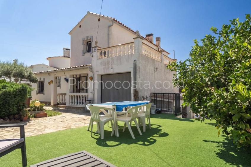 L'Escala, Casa independiente con vista al mar