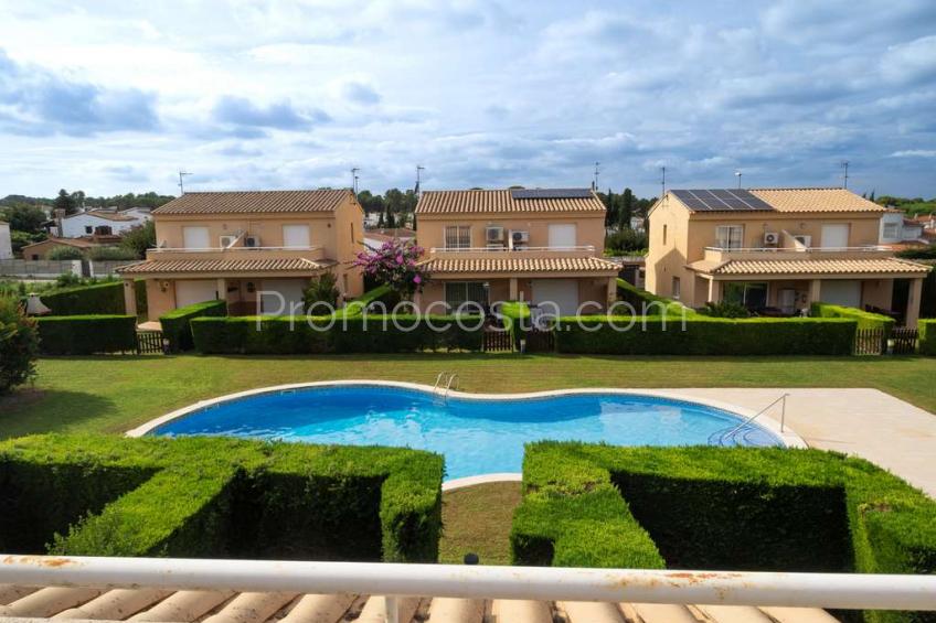 L'Escala, Maison avec jardin et piscine communautaire