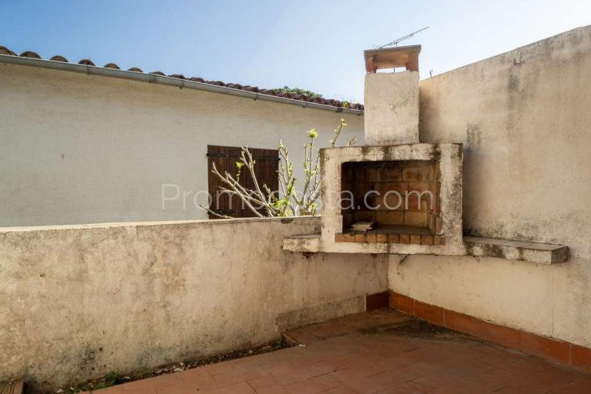 L'Escala, Casa adosada situada a unos 1.000 metros de la playa de Riells