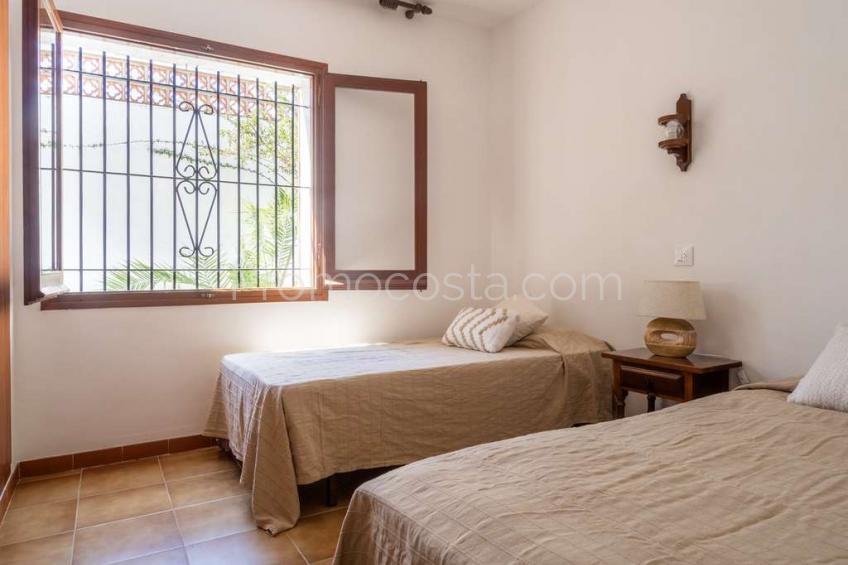 L'Escala, Casa con jardín privado, situada a unos 950 metros de la playa de Riells