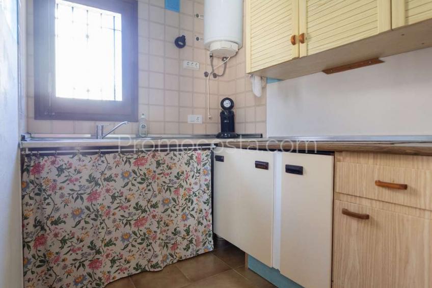L'Escala, Casa con jardín privado, situada a unos 950 metros de la playa de Riells