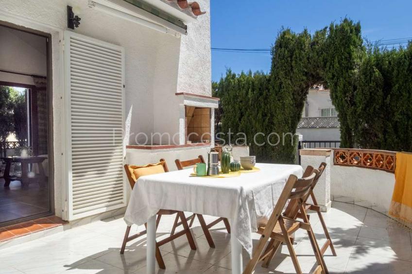 L'Escala, Casa con jardín privado, situada a unos 950 metros de la playa de Riells