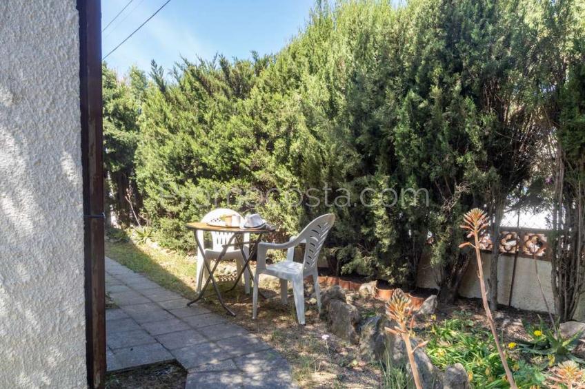 L'Escala, Casa con jardín privado, situada a unos 950 metros de la playa de Riells