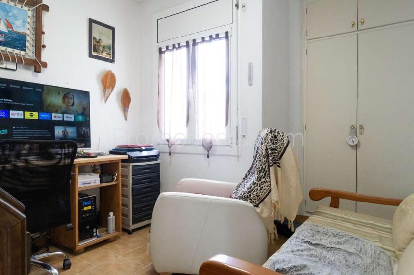 L'Escala, Casa independent amb jardí privat, situada a uns 100 metres de la platja de Riells