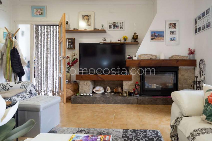 L'Escala, Casa independent amb jardí privat, situada a uns 100 metres de la platja de Riells