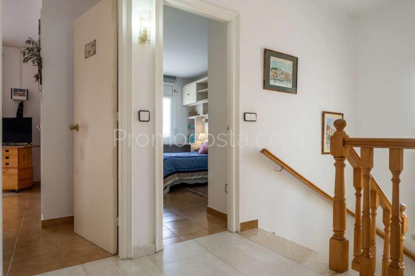 L'Escala, Casa independent amb jardí privat, situada a uns 100 metres de la platja de Riells