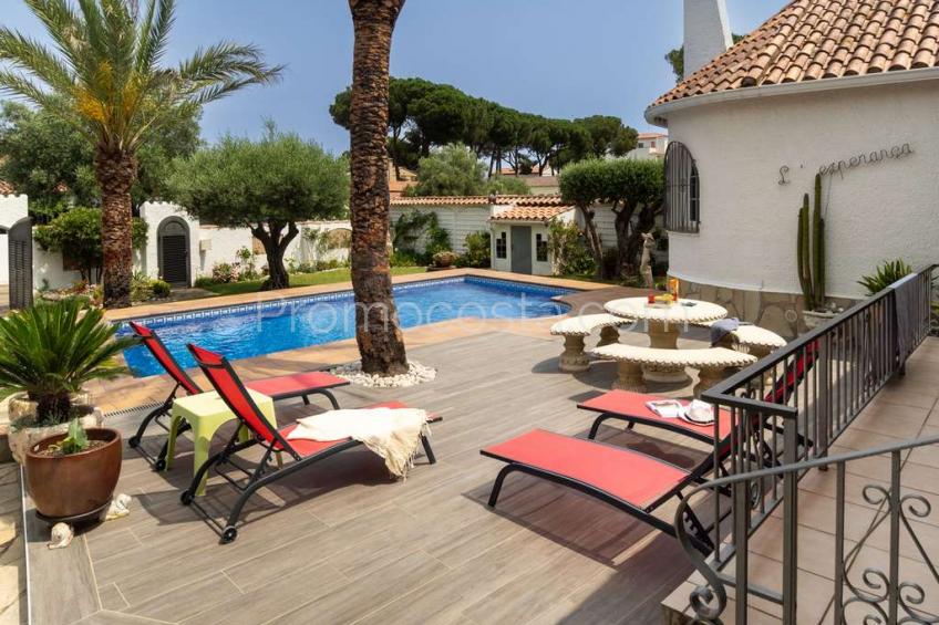 L'Escala, Maison avec licence touristique.