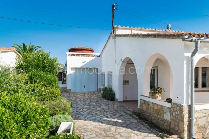 L'Escala, Casa independiente con piscina privada
