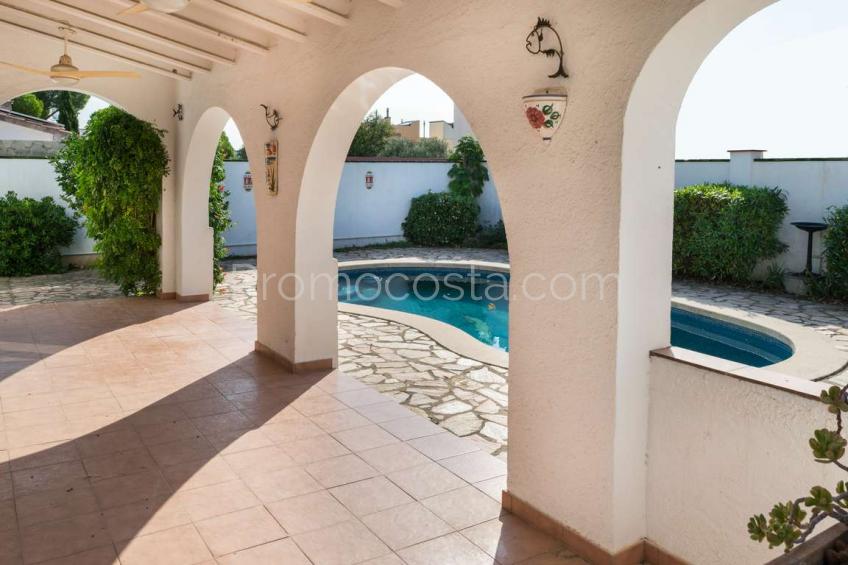 L'Escala, Casa independiente con piscina privada