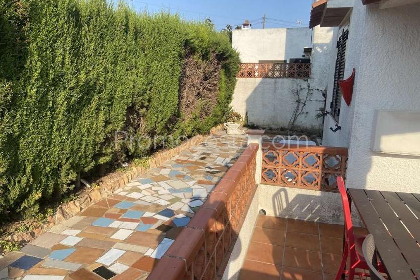 L'Escala, Maison avec jardin privé, située à environ 1 000 mètres de la plage de Riells