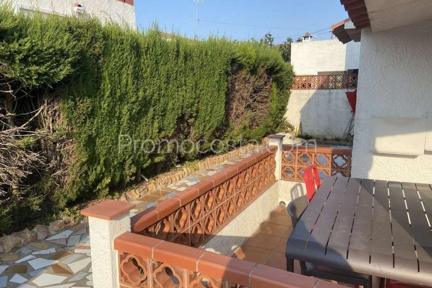 L'Escala, Maison avec jardin privé, située à environ 1 000 mètres de la plage de Riells