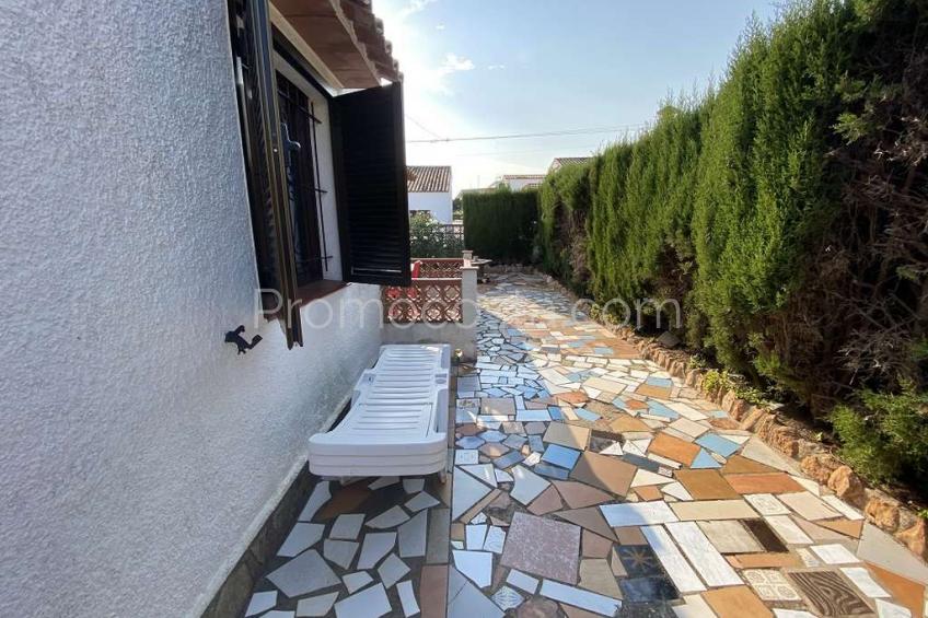L'Escala, Maison avec jardin privé, située à environ 1 000 mètres de la plage de Riells