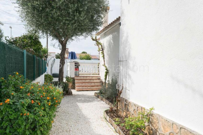 L'Escala, Muy bonita casa de planta baja, con jardín y piscina privada
