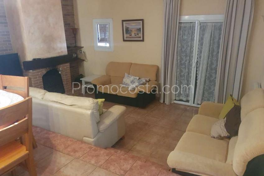 L'Escala, Casa con jardín privado situada a unos 1500m de la playa de Riells