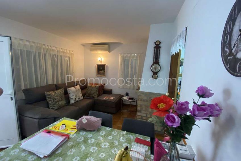 L'Escala, Casa de planta baja, situada a unos 600m de la playa de Riells