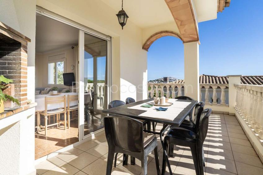 L'Escala, Casa con vistas al mar, piscina  y licencia turística