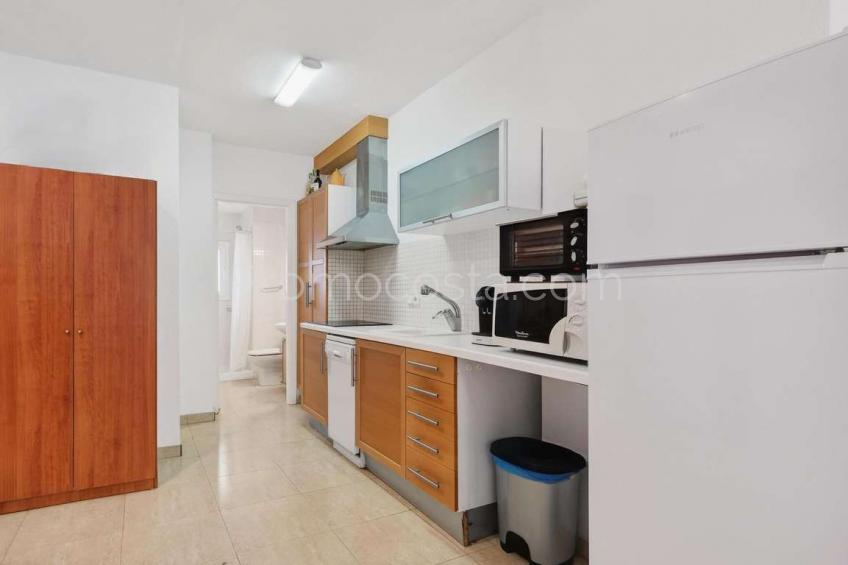 L'Escala, OPORTUNIDAD!!!  Casa situada a tan solo 50 metros de la playa del Port d’en Perris