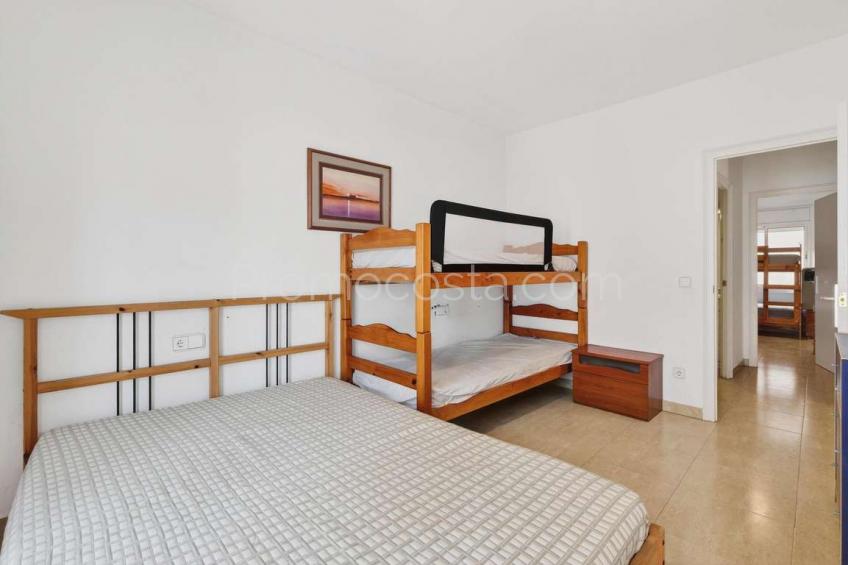 L'Escala, OPORTUNIDAD!!!  Casa situada a tan solo 50 metros de la playa del Port d’en Perris