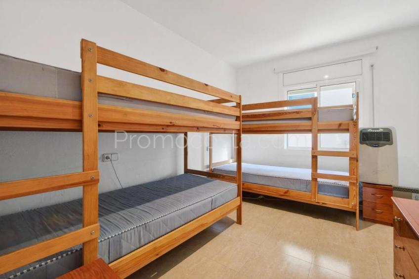 L'Escala, OPORTUNIDAD!!!  Casa situada a tan solo 50 metros de la playa del Port d’en Perris