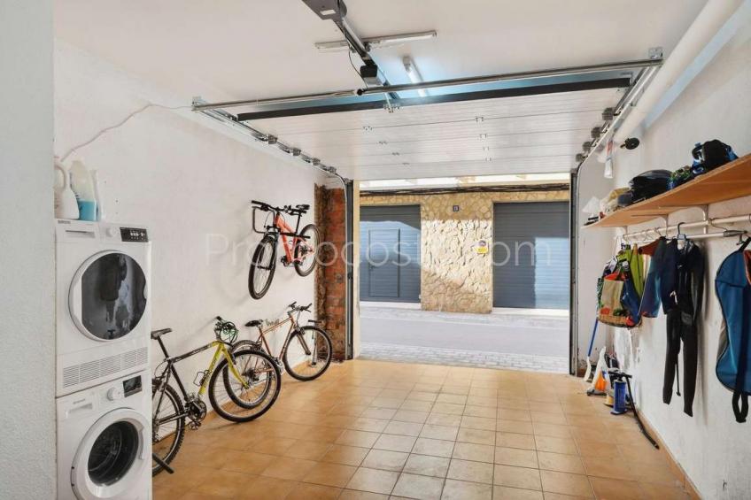 L'Escala, OPORTUNIDAD!!!  Casa situada a tan solo 50 metros de la playa del Port d’en Perris