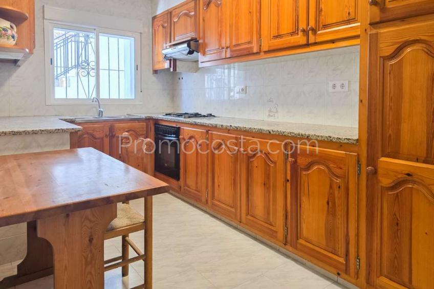 L'Escala, Maison jumelée située à environ 600 m de la plage de Riells