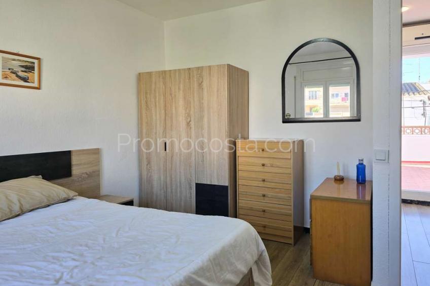 L'Escala, Maison jumelée située à environ 600 m de la plage de Riells