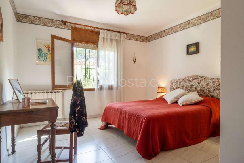 L'Escala, Magnifica casa situada situada en Puig Sec y a unos 1300m de la playa de Montgo