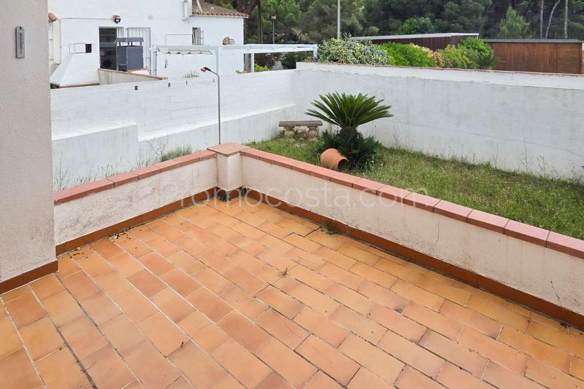 L'Escala, Maison en bon état située à environ 1000 m de la plage du Montgó