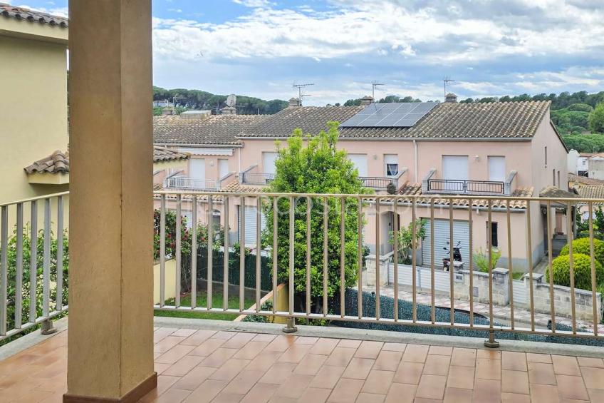 L'Escala, Casa independent amb jardí i piscina privada