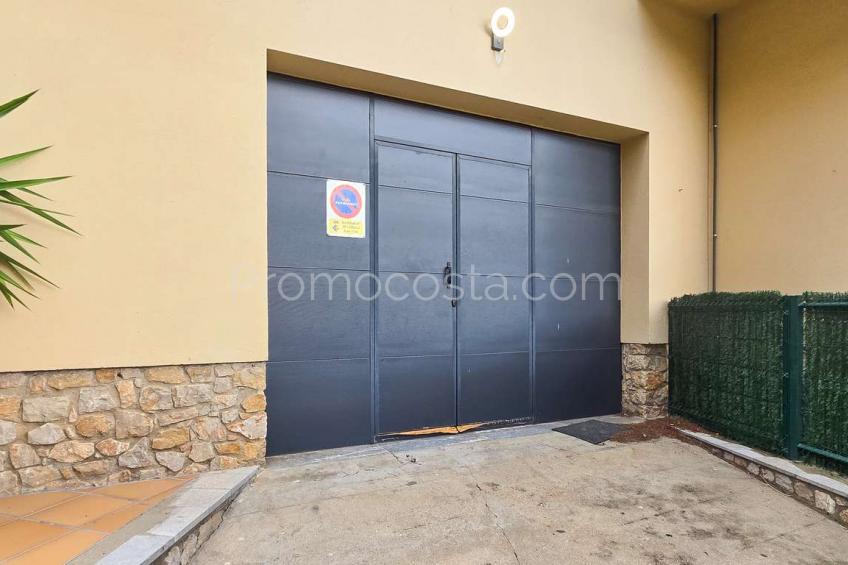 L'Escala, Casa independent amb jardí i piscina privada
