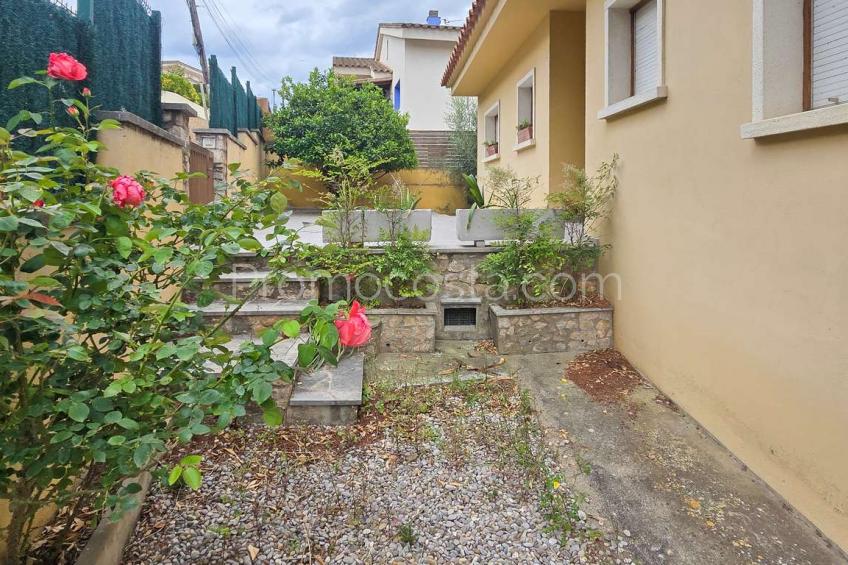 L'Escala, Casa independent amb jardí i piscina privada