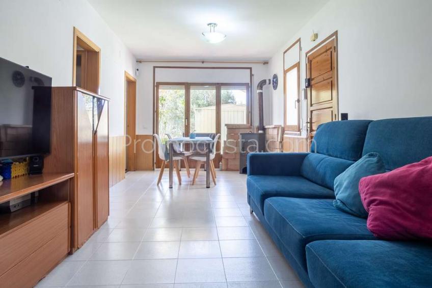 L'Escala, Casa con 4 habitaciones, situada a unos 1100m de la playa de Montgó