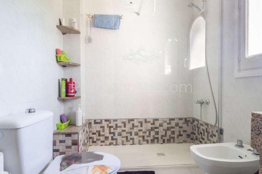 L'Escala, Casa con 4 habitaciones, situada a unos 1100m de la playa de Montgó