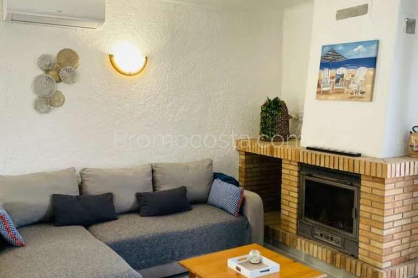 L'Escala, Muy bonita casa con vistas al lago y licencia turística