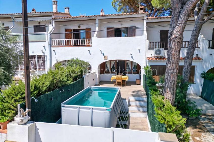 L'Escala, Casa situada a unos 750m de la playa de Riells