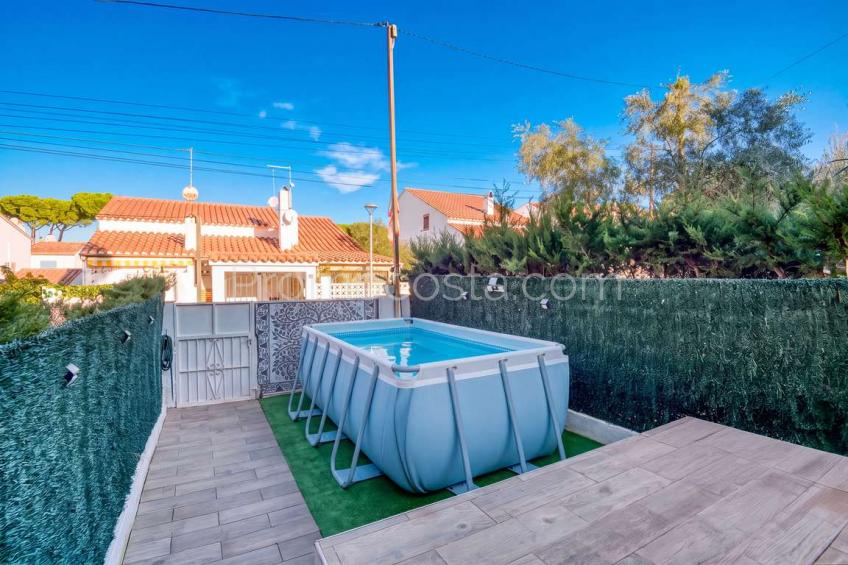 L'Escala, Casa situada a unos 750m de la playa de Riells