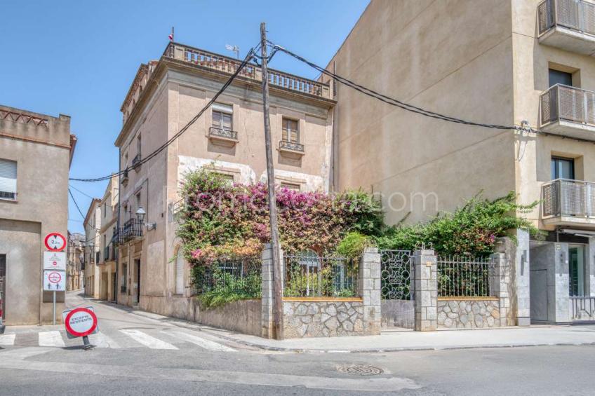 Torroella De Montgrí, Casa del siglo  XX a Torroella de Montgrí
