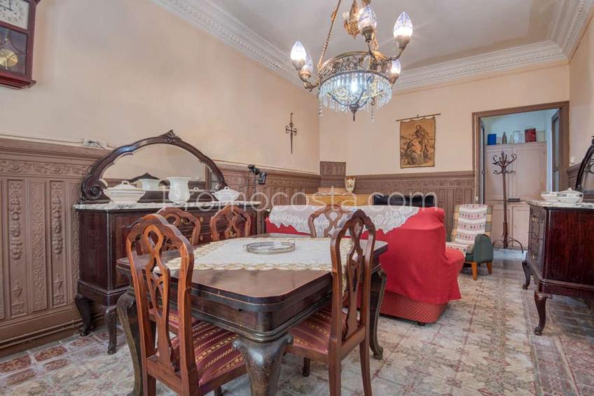 Torroella De Montgrí, Casa del siglo  XX a Torroella de Montgrí