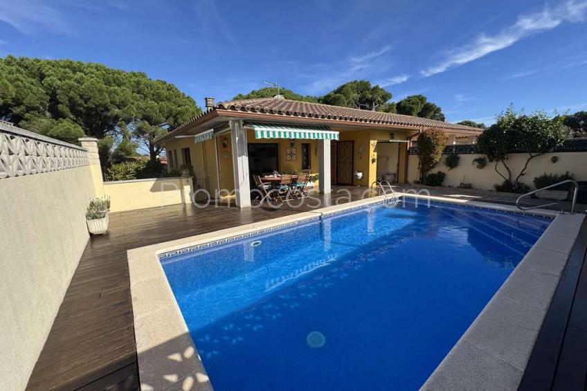 L'Escala, Casa con piscina privada y 3 habitaciones