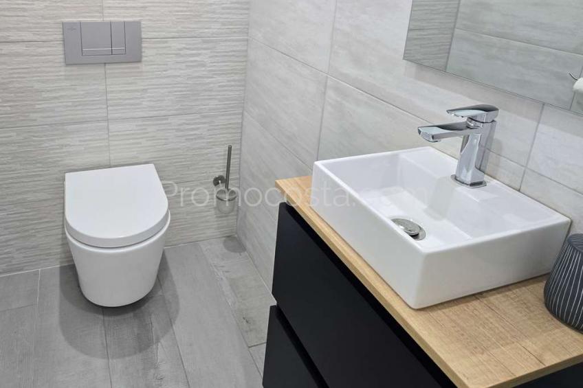 L'Escala, Casa impecable con jardín privado
