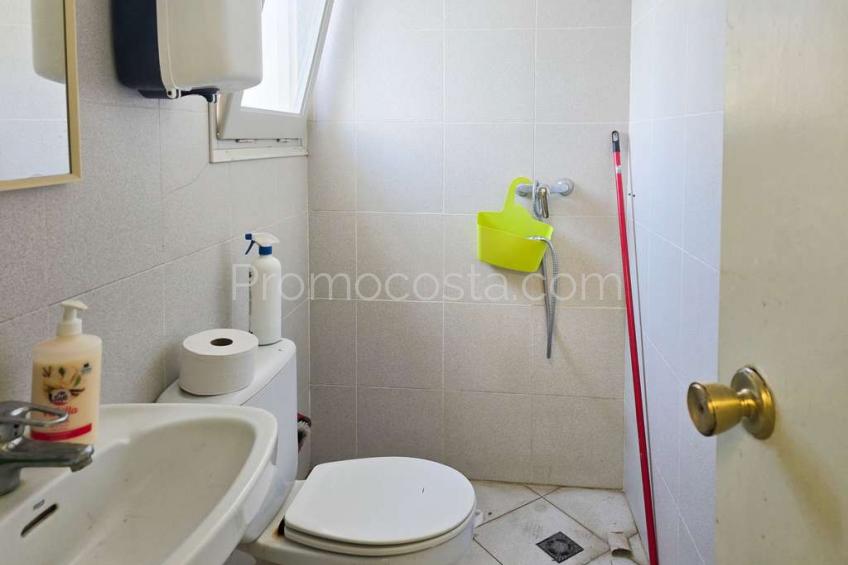 L'Escala, Local comercial a 50m de la playa