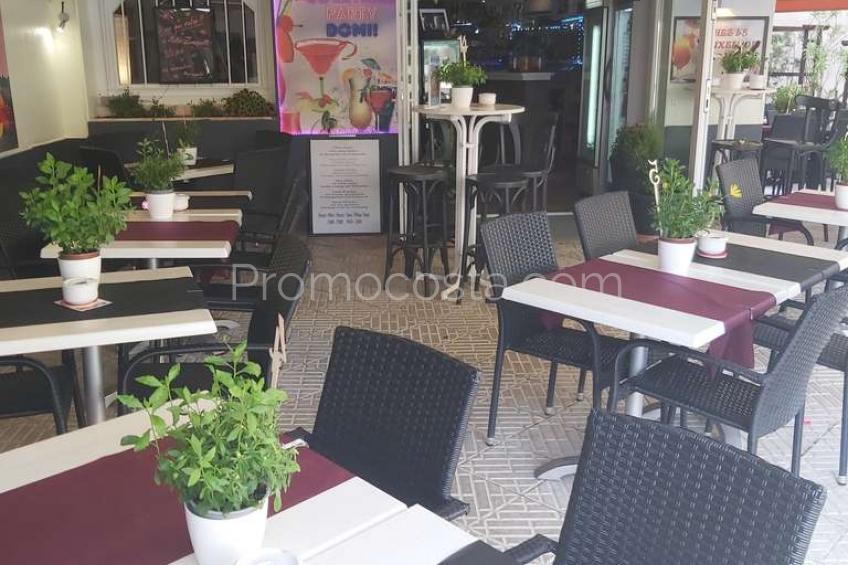L'Escala, Local comercial situado a escasos metros de la playa de Riells